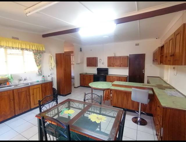 3 BEDROOM FREESTANDING SOLD IN STILFONTEIN EXT 4